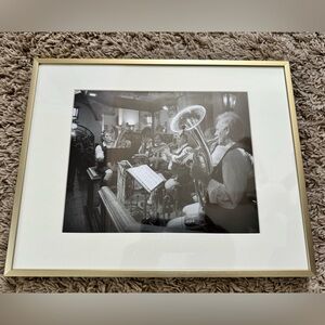 Frametory 11x14” Gold Metal Picture Frame with Ivory Color Removable Matte